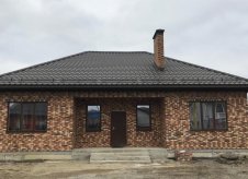 Дом 214 м² на участке 8 сот.