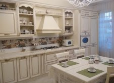 Дом 370 м² на участке 6 сот.