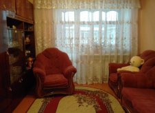 2-к квартира, 48 м², 3/3 эт.