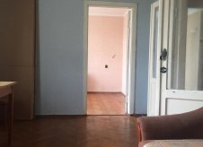 2-к квартира, 38 м², 1/5 эт.