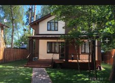 Дом 170 м² на участке 6 сот.