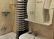 2-к квартира, 49 м², 2/10 эт.