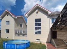 Дом 750 м² на участке 20 сот.