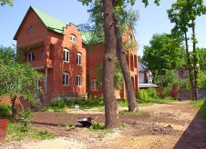 Дом 600 м² на участке 14 сот.