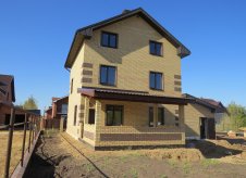 Дом 202 м² на участке 10 сот.