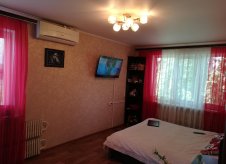 2-к квартира, 45 м², 3/3 эт.