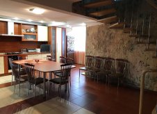 4-к квартира, 210 м², 5/6 эт.