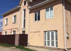 Дом 395 м² на участке 8 сот.