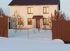 Дом 200 м² на участке 8 сот.