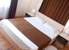 2-к квартира, 140 м², 2/3 эт.