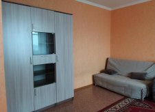 1-к квартира, 40 м², 8/10 эт.
