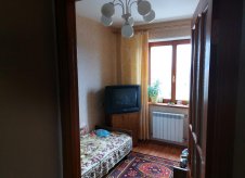 4-к квартира, 70 м², 9/9 эт.
