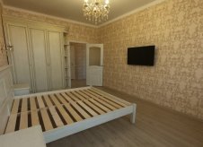2-к квартира, 89 м², 2/4 эт.