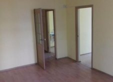 3-к квартира, 45 м², 1/4 эт.