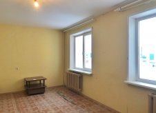4-к квартира, 104 м², 3/10 эт.