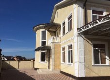 Дом 298 м² на участке 6 сот.