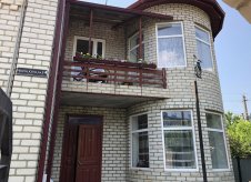 Дом 256 м² на участке 600 сот.