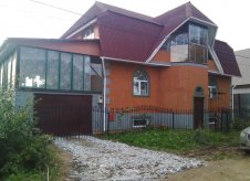 Дом 345 м² на участке 5 сот.