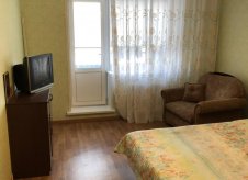 2-к квартира, 71 м², 2/5 эт.