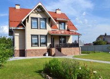 Дом 350 м² на участке 12 сот.