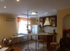 4-к квартира, 163 м², 3/9 эт.