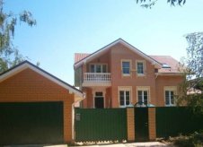 Дом 180 м² на участке 12.5 сот.
