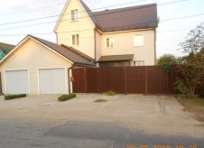 Дом 220 м² на участке 6 сот.