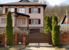 Дом 340 м² на участке 900 сот.