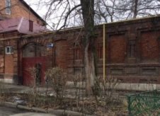 Дом 153 м² на участке 5 сот.