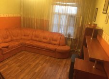 2-к квартира, 60 м², 1/2 эт.