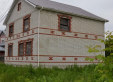 Дом 180 м² на участке 10 сот.