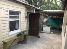 Дом 24 м² на участке 3 сот.