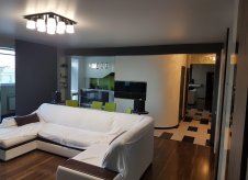 2-к квартира, 86 м², 10/10 эт.