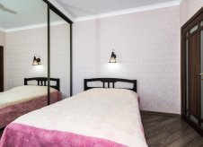 2-к квартира, 63 м², 2/4 эт.