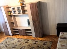 2-к квартира, 45 м², 9/9 эт.