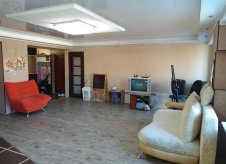 4-к квартира, 110 м², 2/9 эт.