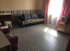 Дом 25 м² на участке 5 сот.