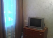2-к квартира, 35 м², 1/3 эт.