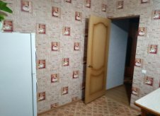 2-к квартира, 58 м², 1/3 эт.
