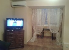 1-к квартира, 450 м², 2/5 эт.