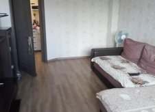 1-к квартира, 380 м², 3/4 эт.