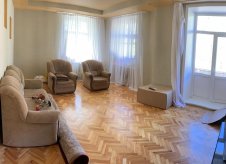 3-к квартира, 854 м², 3/4 эт.