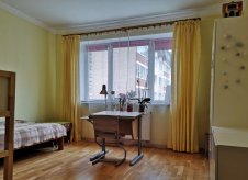 2-к квартира, 66 м², 2/4 эт.