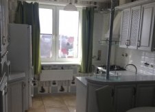 2-к квартира, 73 м², 7/10 эт.