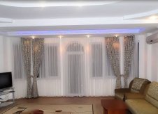 Дом 1050 м² на участке 6.3 сот.