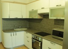 1-к квартира, 380 м², 3/5 эт.