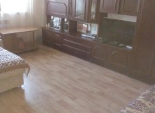 1-к квартира, 370 м², 1/3 эт.