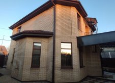 Дом 250 м² на участке 4 сот.
