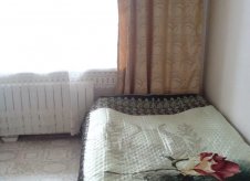 2-к квартира, 48 м², 1/3 эт.