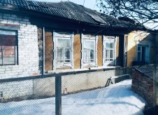 Дом 68 м² на участке 3 сот.